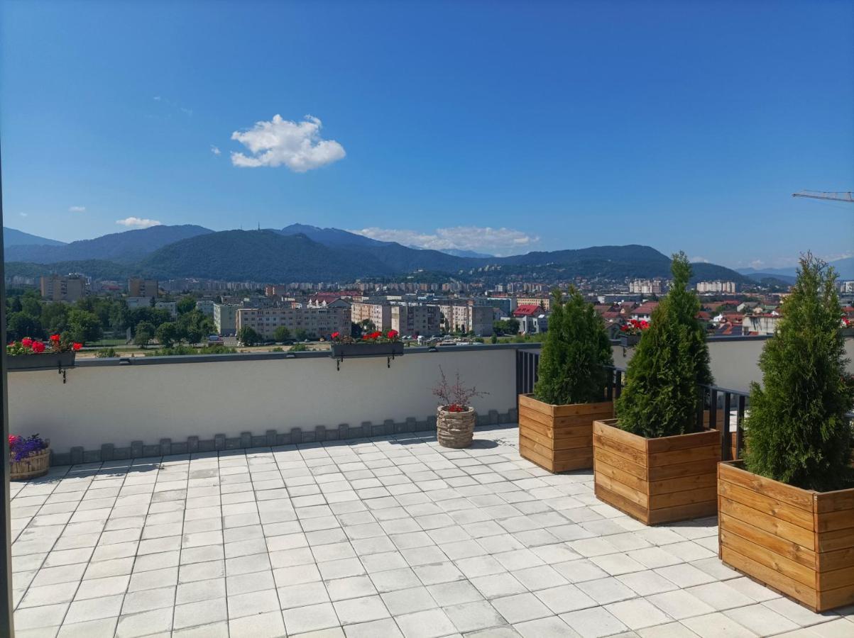 Penthouse City View Infinity Braşov Buitenkant foto